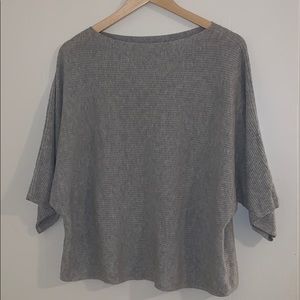 Uniqlo light sweater